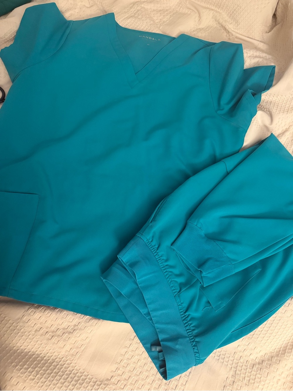 Women's Teal V-Neck Scrub Top and Jogger Set